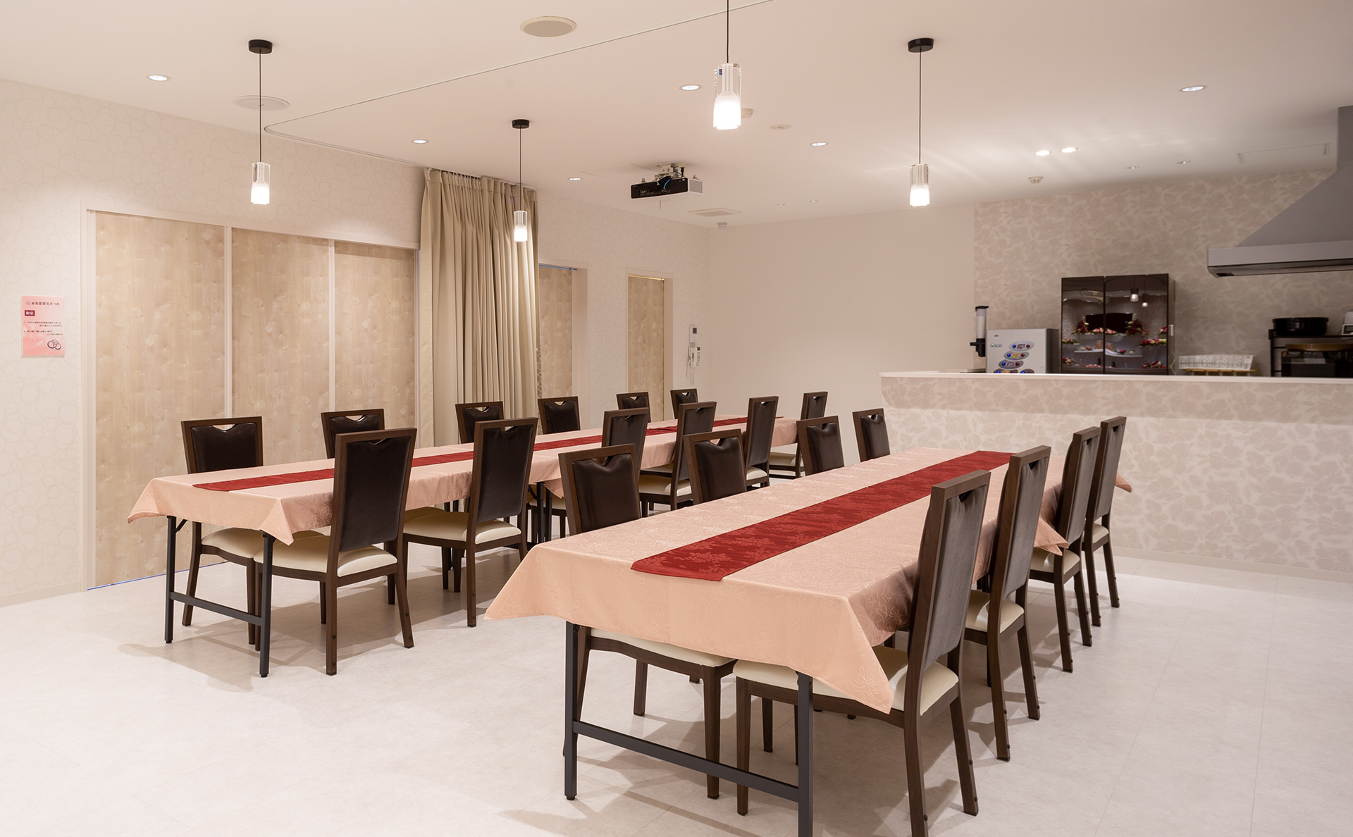 家族葬邸宅みつわ&ensp;浅科中佐都店の式場写真