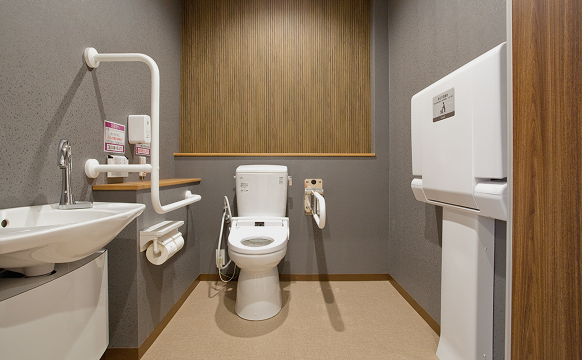 家族葬邸宅みつわ&ensp;臼田店の式場写真